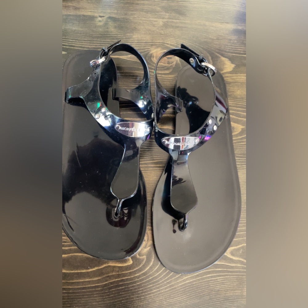 MICHAEL KORS THONG SANDALS